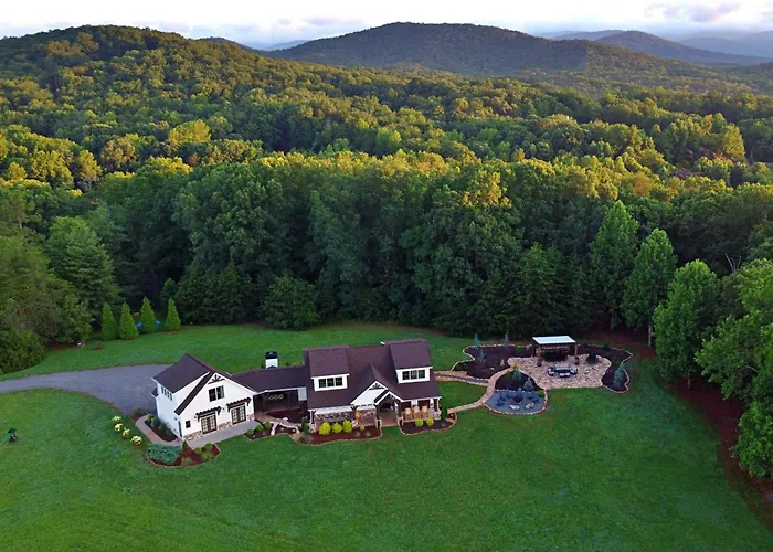 The Nest At Cardinal Hill Dahlonega